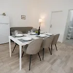 Lägenhet Matea Zadar