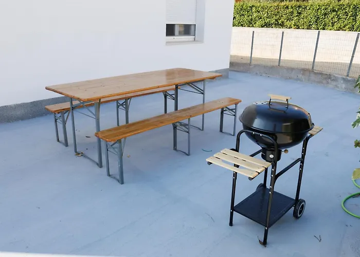 Апартаменты Matea Задар